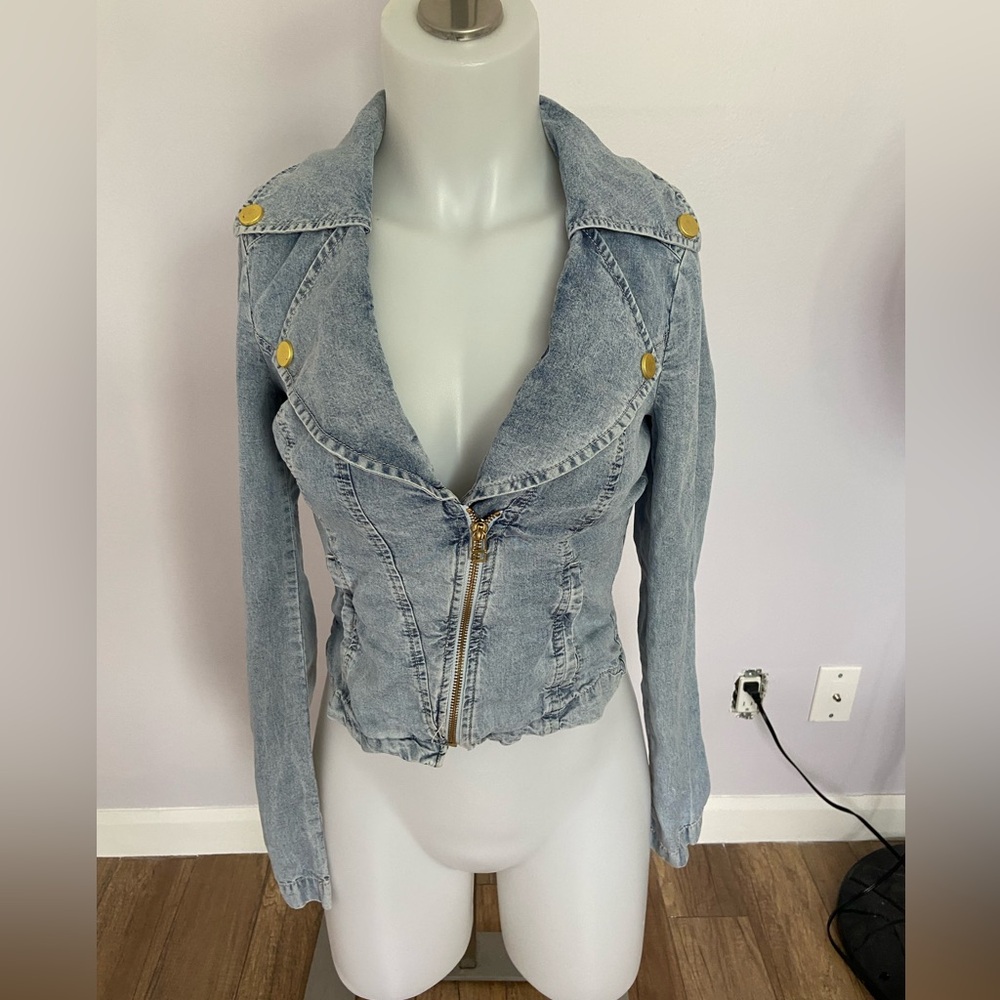 Vintage jeans jacket 🩵